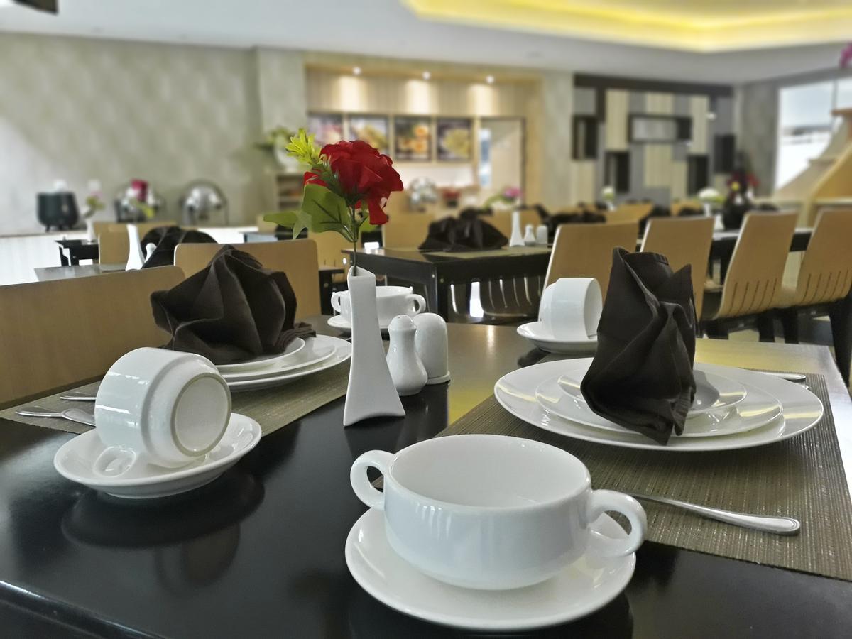 Grand Parama Hotel Tanjung Redep Kültér fotó