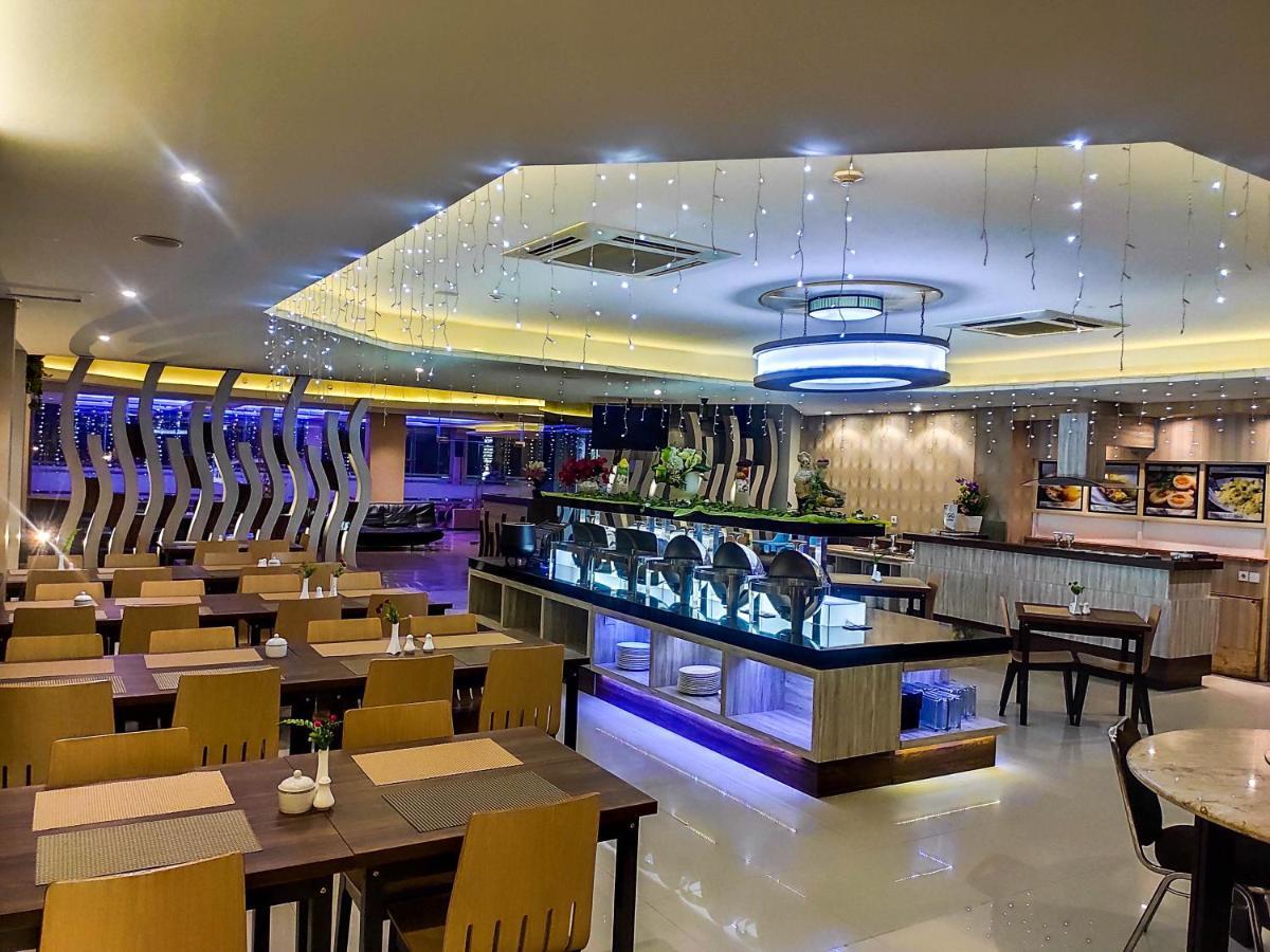 Grand Parama Hotel Tanjung Redep Kültér fotó